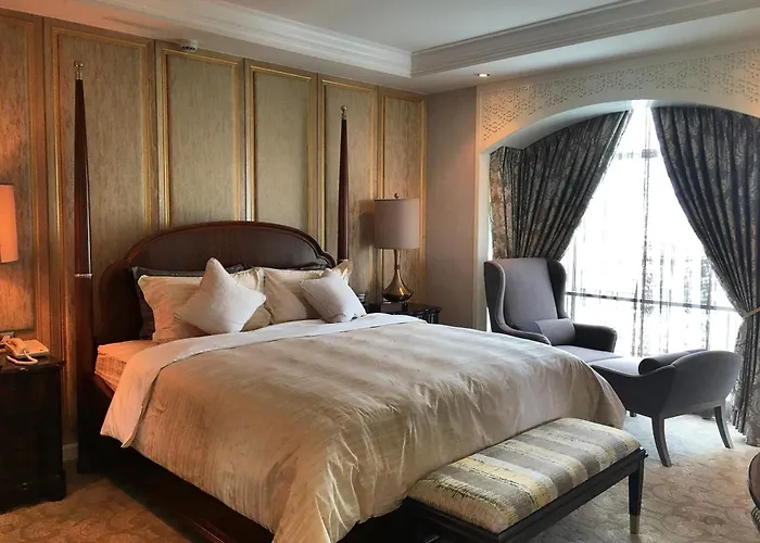 Al Meroz - The Leading Halal 5* Bangkok