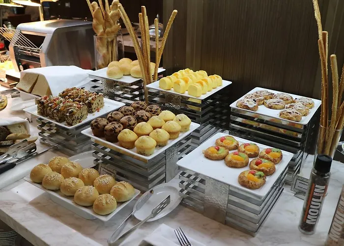 Hotel Al Meroz - The Leading Halal
