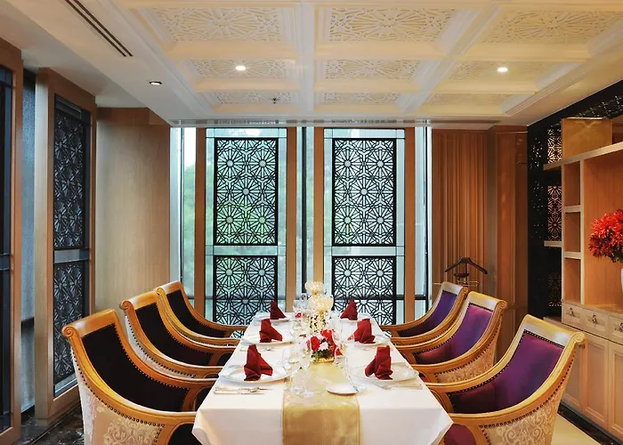 Al Meroz - The Leading Halal Hotel