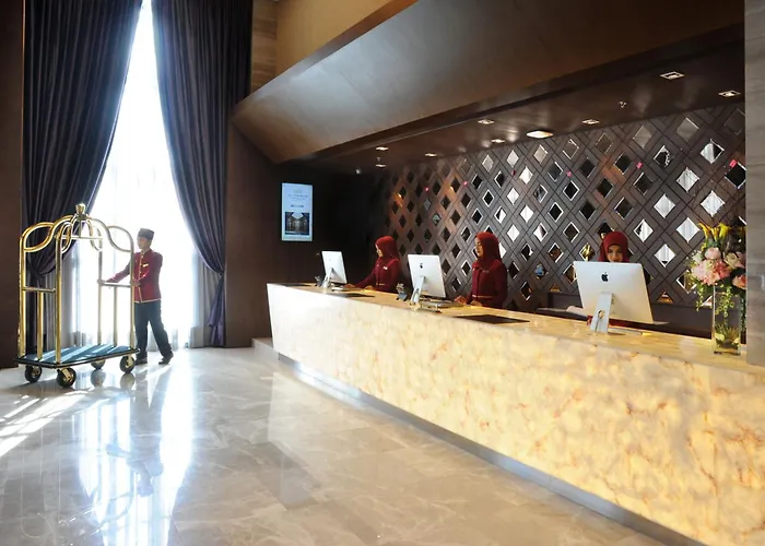 Al Meroz - The Leading Halal Hotel 5*